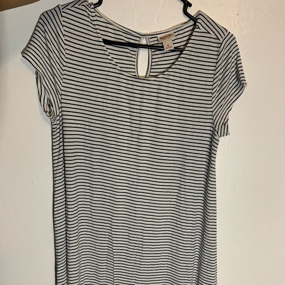 Black and White Striped Stretchy Sundress - Picture 1 of 5